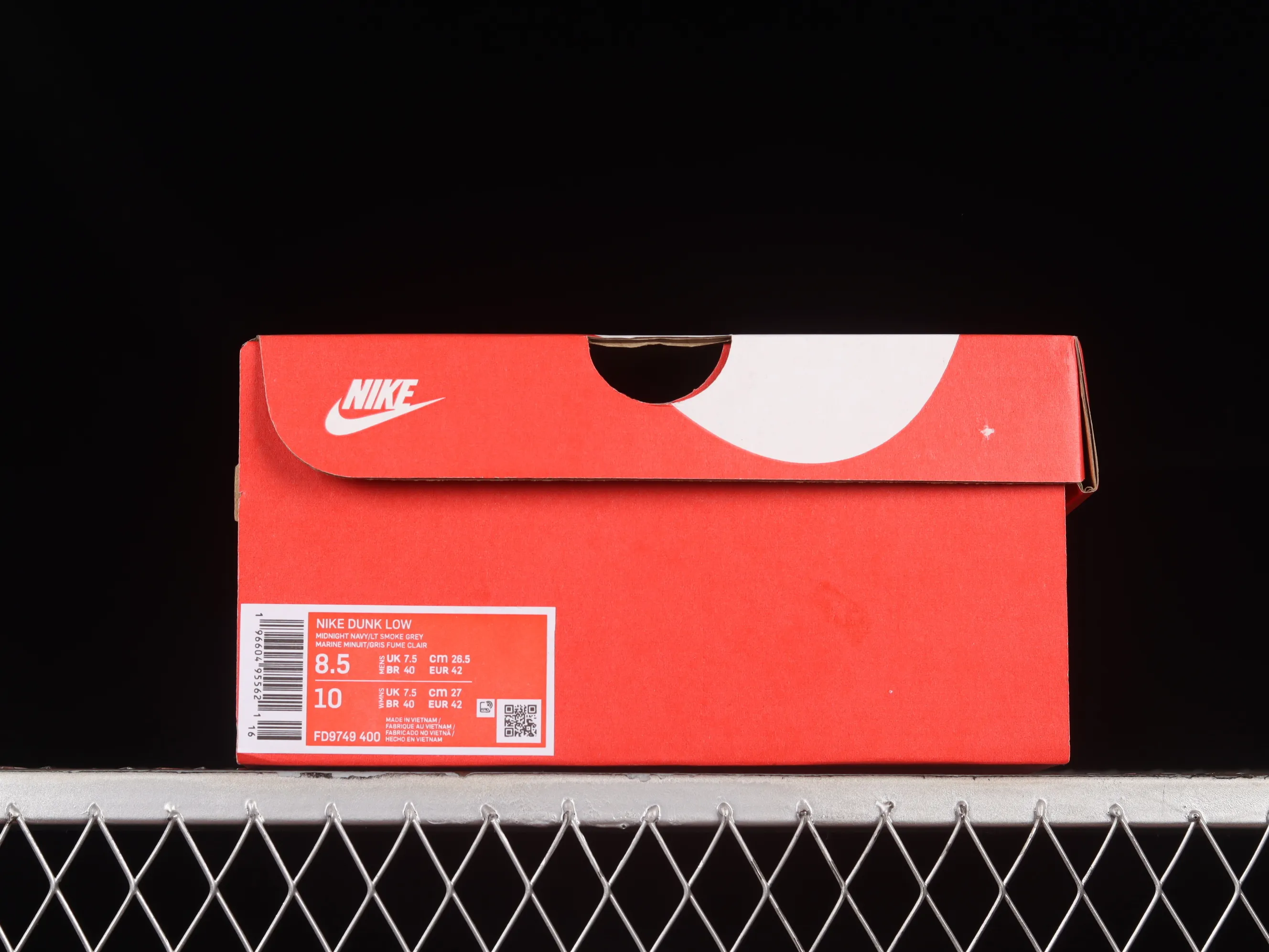 All categories Nk SB Dunk series Nk SB Dunk Low low-top sneakers Nk Dunk Low "Midnight Navy" blue and white SB low-top sports and leisure sneakers FD9749-400